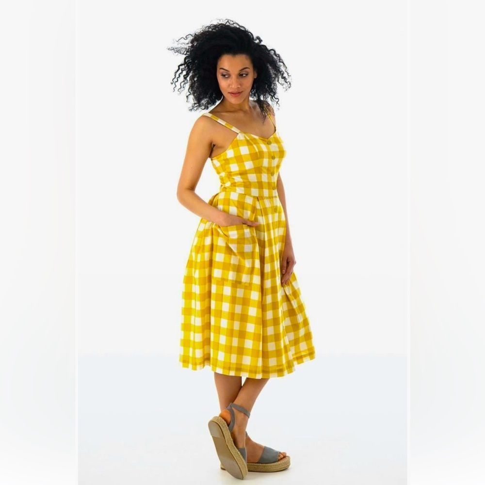 Emily & Fin Layla Yellow Gingham Midi Sundress, size Medium ☀️ Huge pockets!
